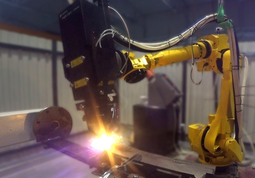 Lazerinio prilydymo su priedu robotas